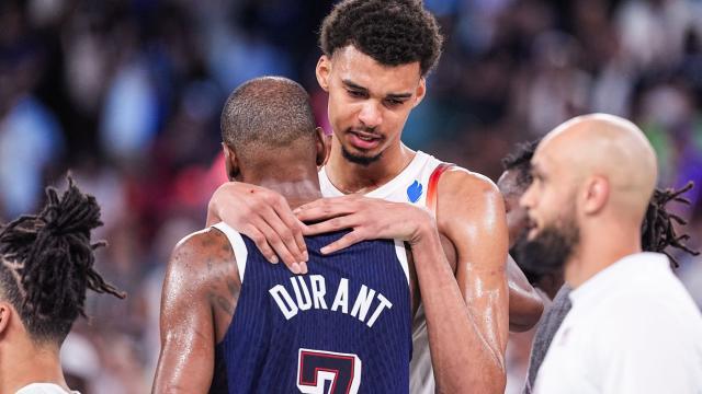 1749267258859043729.jpg 2165754052.jpg