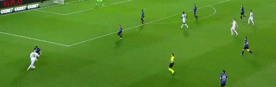 1621803296762062581.gif 7795.gif