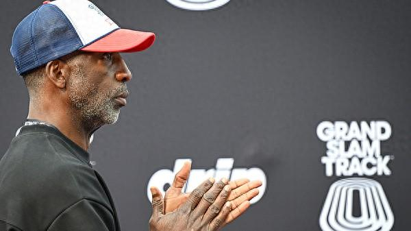 开云体育-多位明星选手被欠巨款，立志革新田径运动的径赛大满贯诞生一年就申请破产保护|约翰逊|牙买加奥运代表团|迈克尔·约翰逊|田径世锦赛|乔-约翰逊_新浪体育_新浪新闻